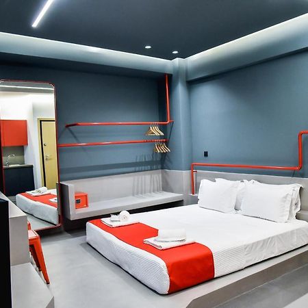 Central44 Yolo Casual Suite Афіни Екстер'єр фото