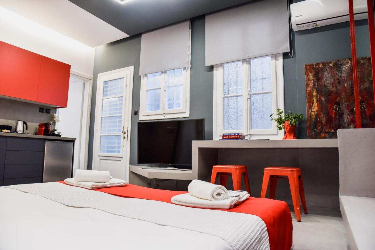 Central44 Yolo Casual Suite Афіни Екстер'єр фото