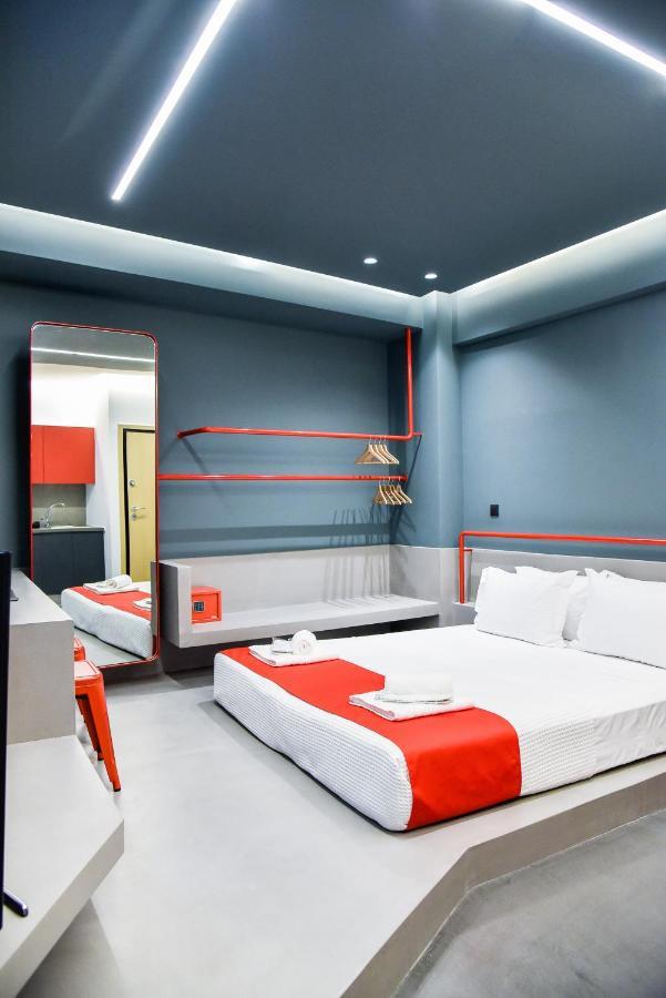 Central44 Yolo Casual Suite Афіни Екстер'єр фото