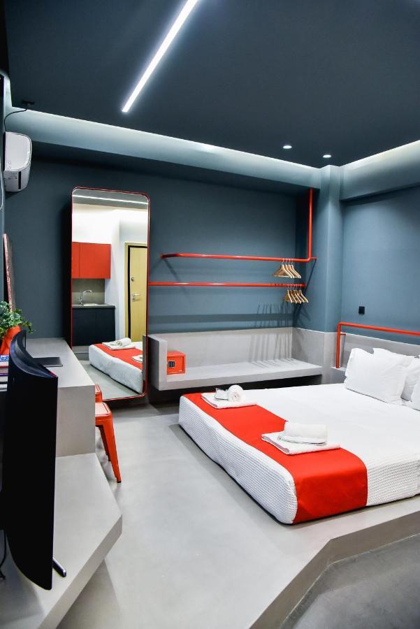 Central44 Yolo Casual Suite Афіни Екстер'єр фото